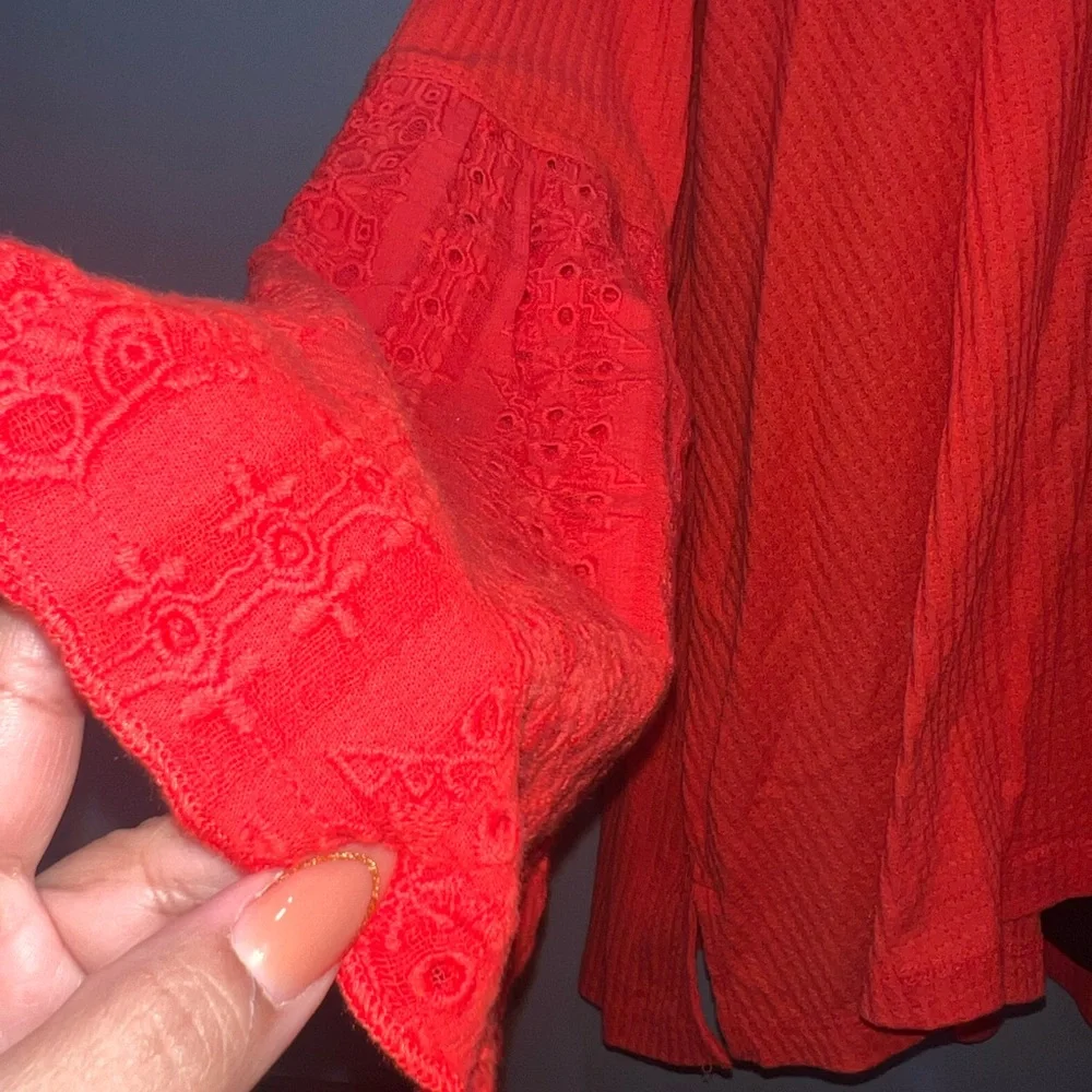 𐙚⋆˚✿˖° Boho Red Lace-Trimmed Top 𐙚⋆˚✿˖° - Picture 5 of 8
